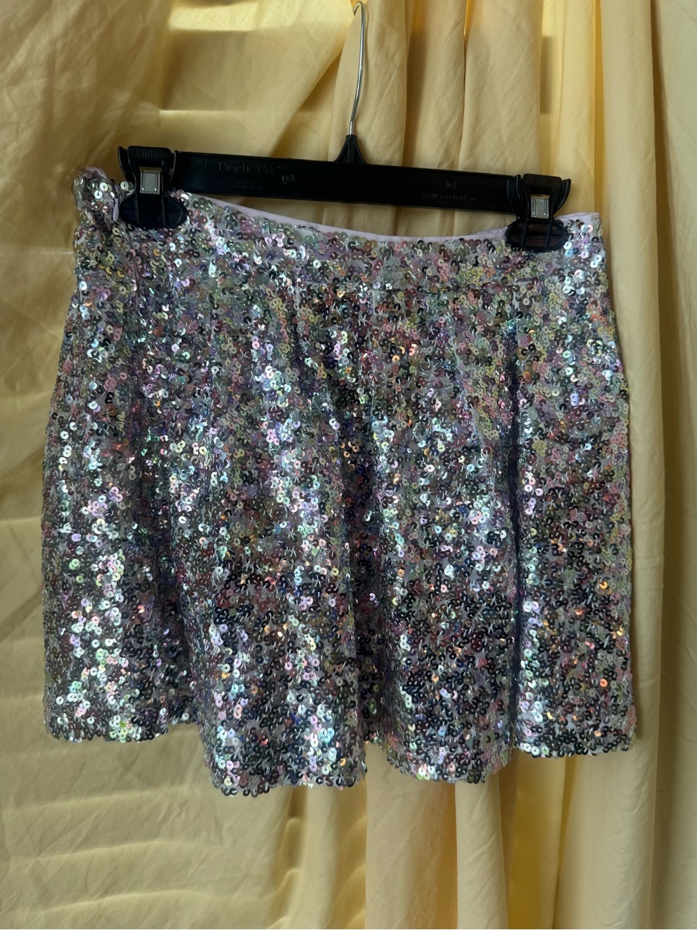 Women's Iridescent Sequin Mini Skirt - Sparkling Silver